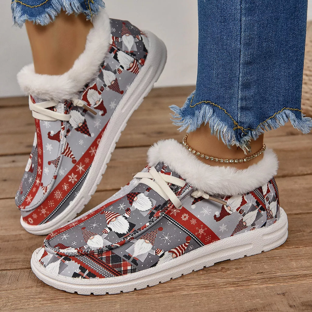 Christmas Print Round Toe Sneakers by Trendsi