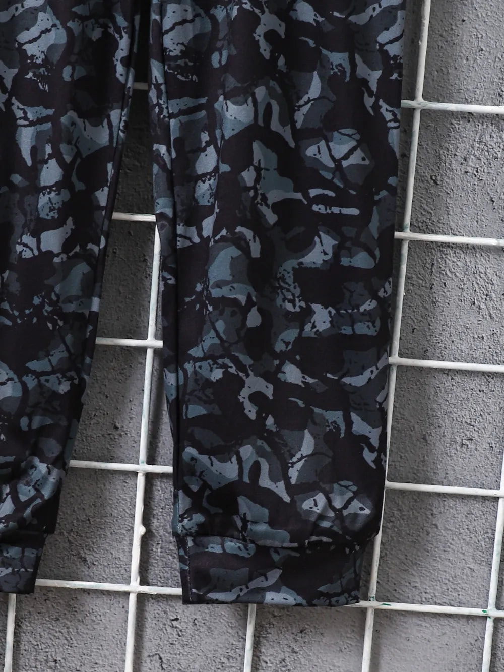 Children's Camouflage Color Block Top and Pants Set by Trendsi