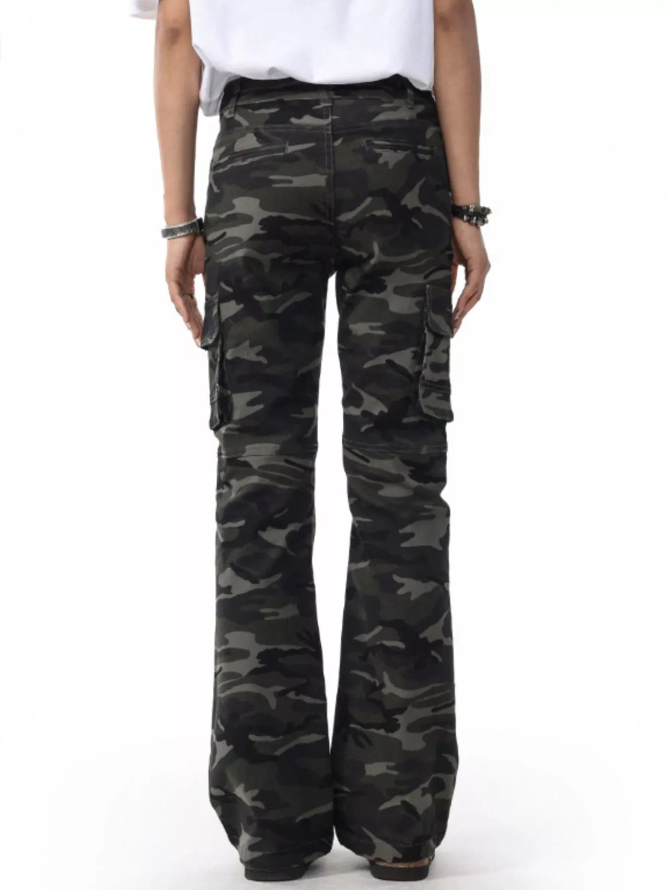 Men's Vintage Camo Cargo Pants by Trendsi
