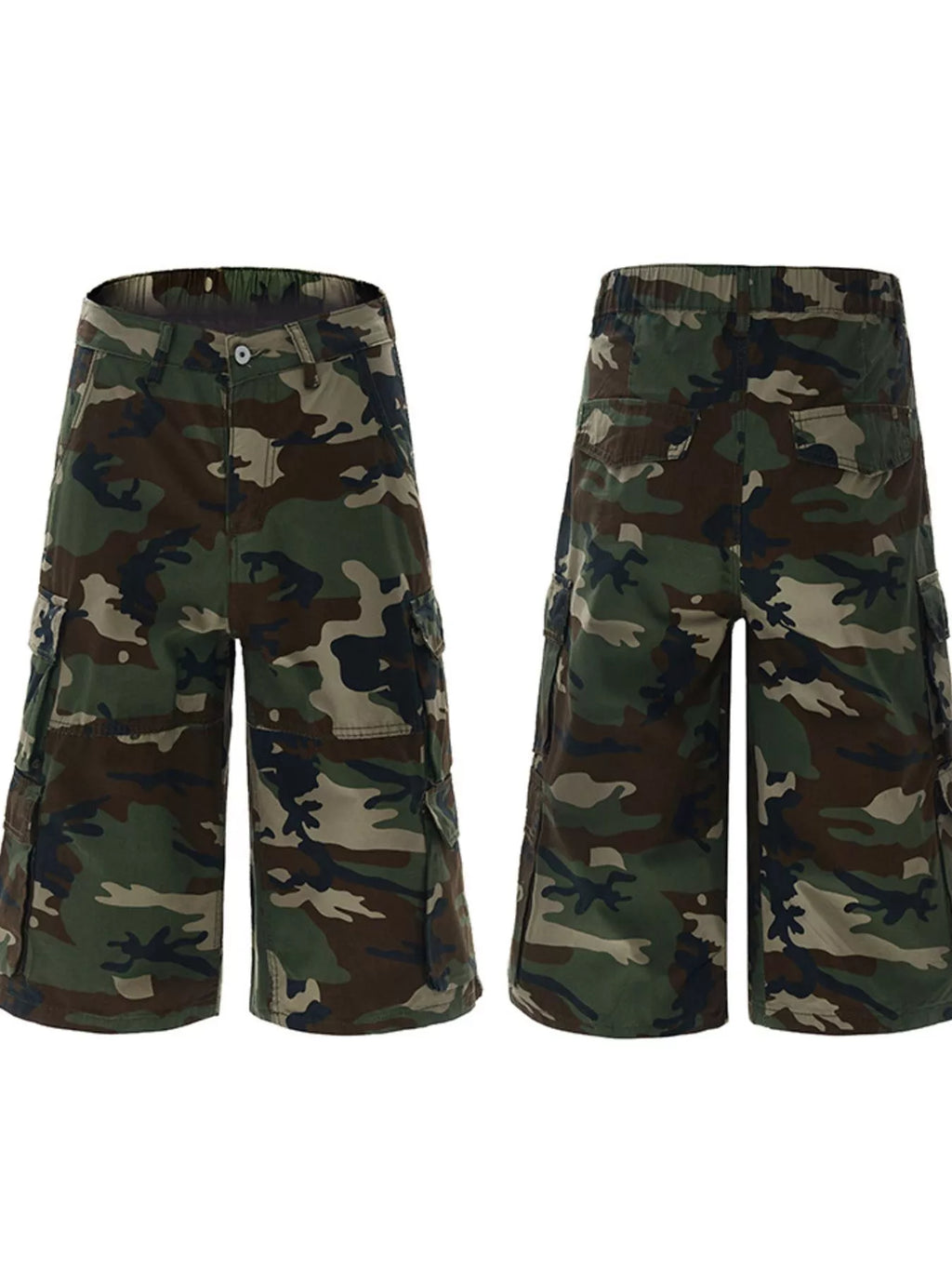 Men's Relaxed Fit Camo Cargo Shorts by Trendsi