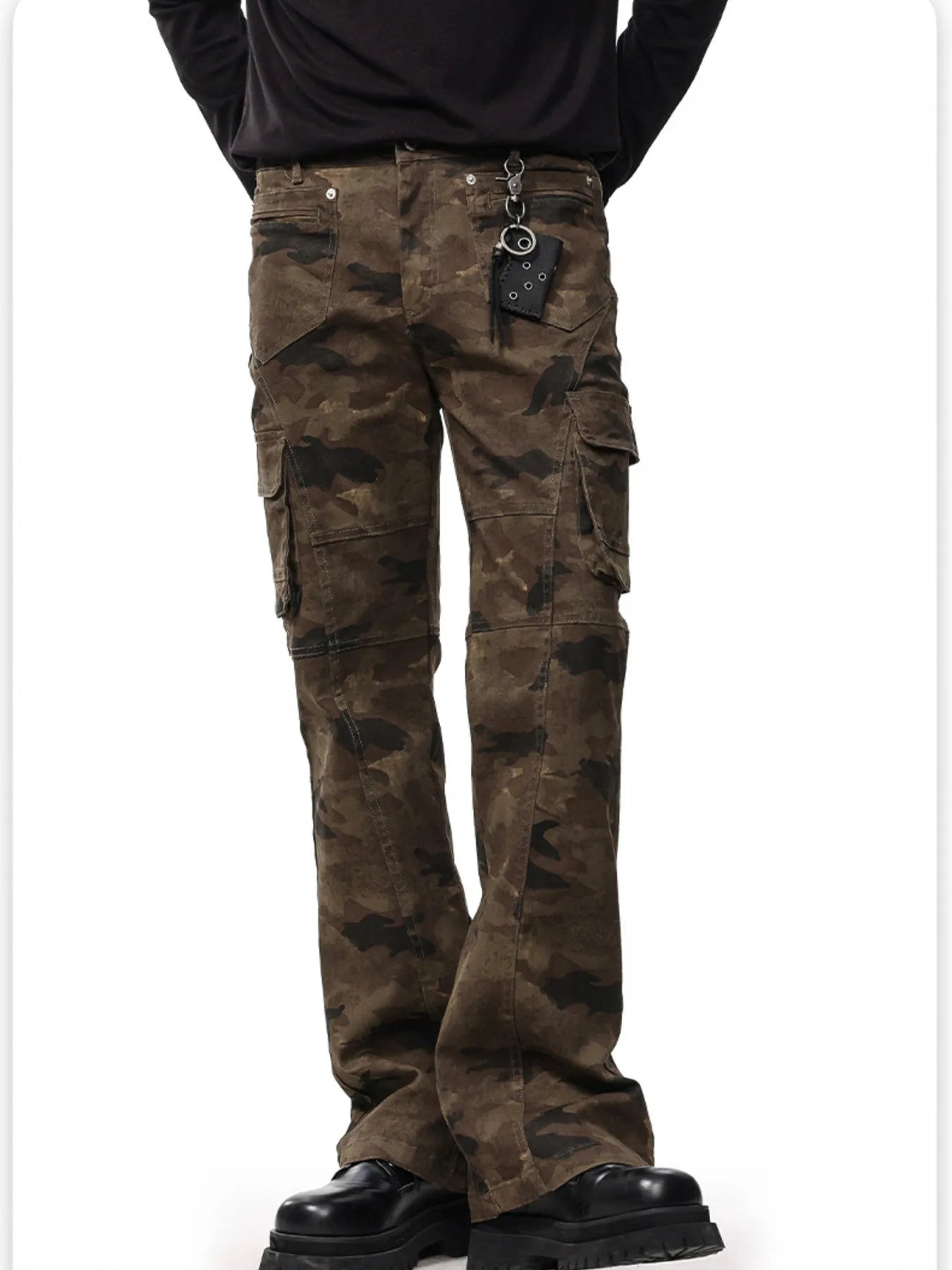 Men's Vintage Camo Cargo Pants by Trendsi