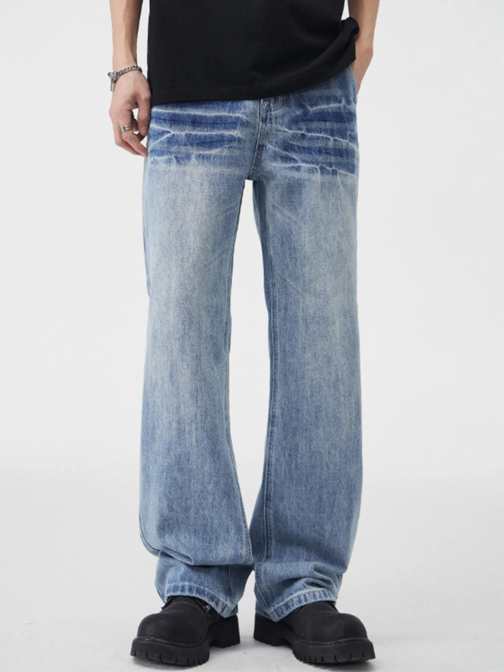 Men's Vintage Wash Wide Leg Jeans by Trendsi