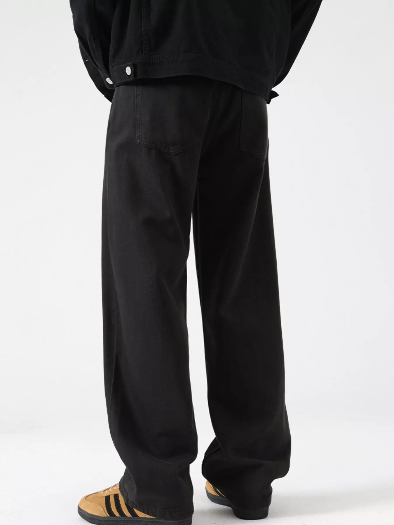 Men's Vintage Wash Wide Leg Jeans by Trendsi