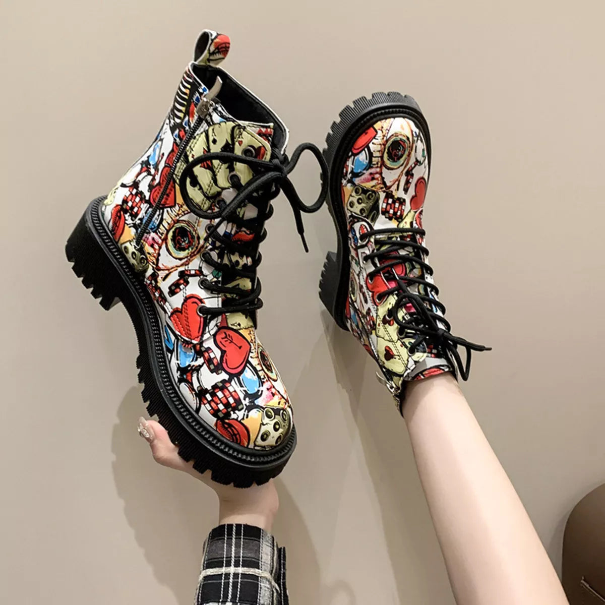 Graffiti Print Combat Boots with Colorful Street Art Design by Trendsi